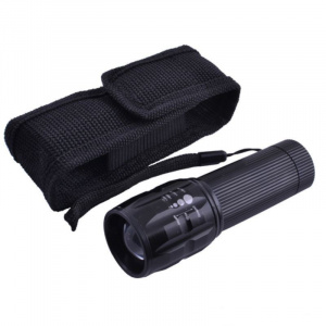 Фонарик 3*ААА с фокусом в чехле BL-8400