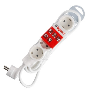 Удлинитель Legrand 4 гн (з) 3м Стандарт