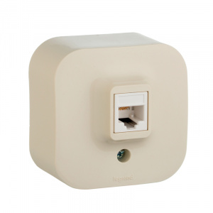 Quteo Беж РозеткаRJ45 кат5UTP СЛНК